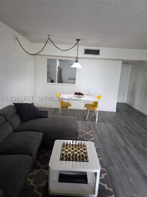 8065 SW 107th Ave 202, Miami FL - photo 11 of 44