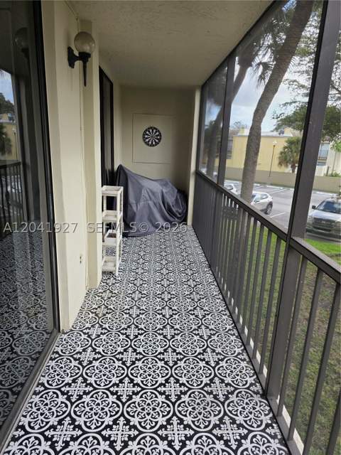 8065 SW 107th Ave 202, Miami FL - photo 21 of 44