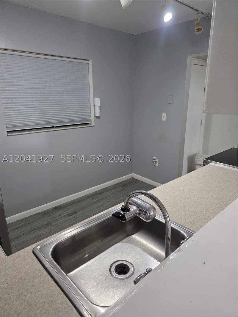 2 bedroom Condominium at 8065 SW 107th Ave 202, The Horizons Condo #5, Miami — photo 4