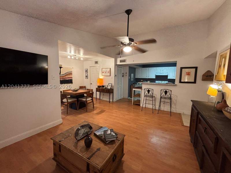 1 bedroom Condominium at 15050 SW 103rd Ter 7202, Coral Club Garden Villas, Miami — photo 4