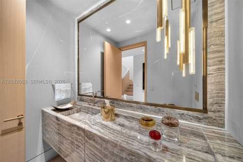 60 Edgewater Dr Ts-D, Coral Gables FL - photo 19 of 33