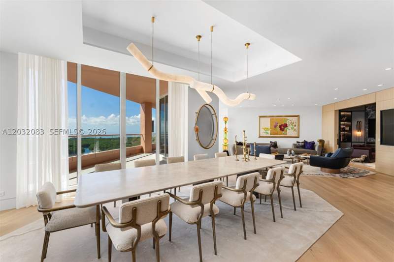 4 bedroom Condominium at 60 Edgewater Dr Ts-D, The Gables Condo, Coral Gables — photo 2