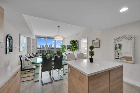 16385 Biscayne Blvd 1020, North Miami Beach FL - photo 6 of 26