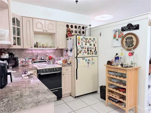 1120 102nd St 21, Bay Harbor Islands FL - photo 7 of 27