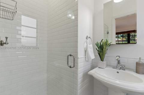 4531 Sheridan Ave, Miami Beach FL - photo 18 of 21