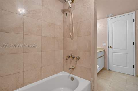 5757 Collins Ave 405, Miami Beach FL - photo 22 of 45