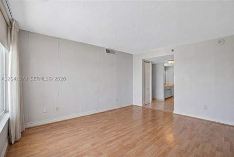 5757 Collins Ave 405, Miami Beach FL - photo 24 of 45