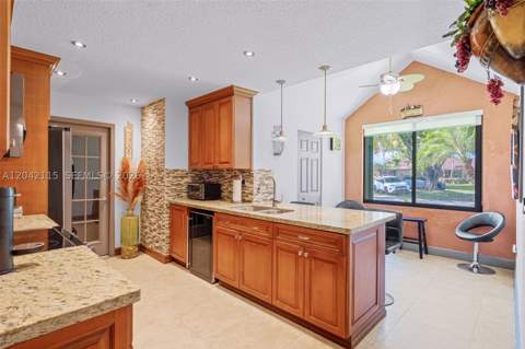 15031 SW 154th Ter, Miami FL - photo 8 of 37