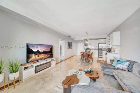5005 Collins Ave Ph02, Miami Beach FL - photo 8 of 32