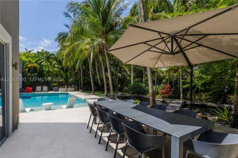 11900 Griffing Blvd, Biscayne Park FL - photo 15 of 40