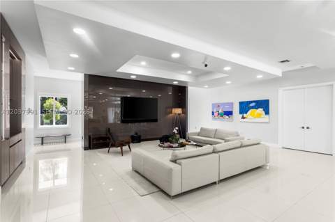 11900 Griffing Blvd, Biscayne Park FL - photo 6 of 40