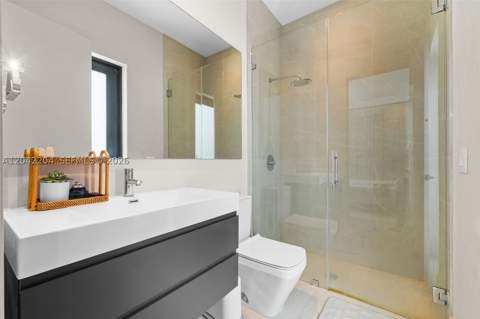 6814 NW 104th Ct, Doral FL - photo 21 of 53