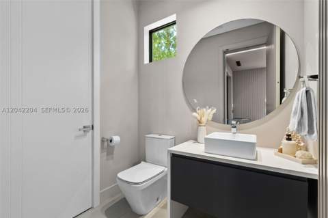 6814 NW 104th Ct, Doral FL - photo 6 of 53