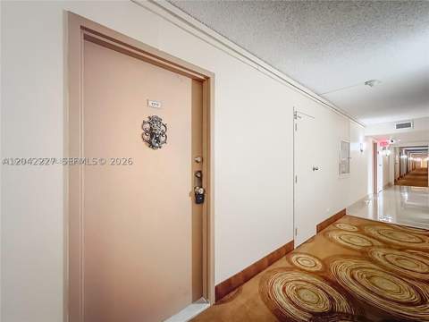 250 174th St 1211, Sunny Isles Beach FL - photo 10 of 41