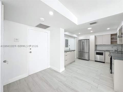 250 174th St 1211, Sunny Isles Beach FL - photo 14 of 41