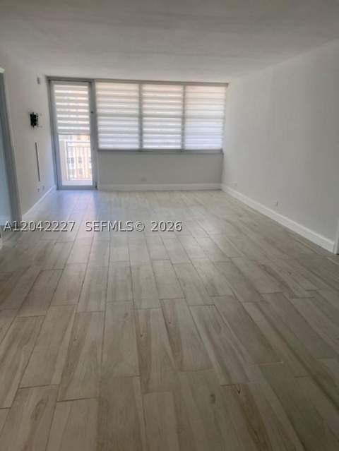 250 174th St 1211, Sunny Isles Beach FL - photo 19 of 41