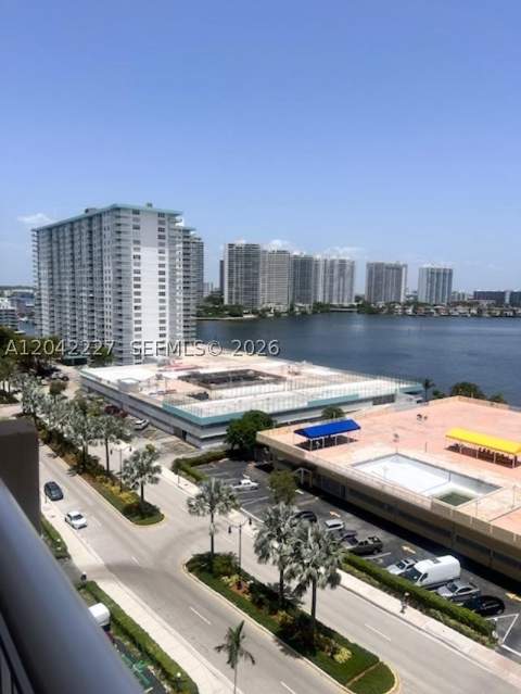 250 174th St 1211, Sunny Isles Beach FL - photo 24 of 41