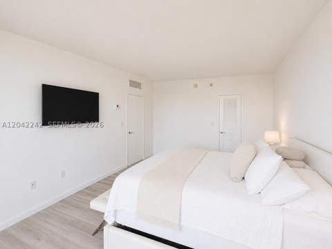 10275 Collins Ave 431, Bal Harbour FL - photo 13 of 17