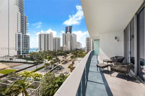 17550 Collins Ave 702, Sunny Isles Beach FL - photo 15 of 23