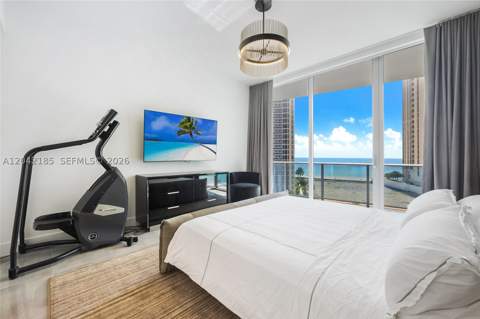 17550 Collins Ave 702, Sunny Isles Beach FL - photo 9 of 23