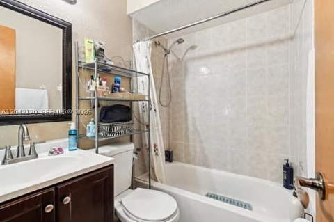 20930 SW 83rd Ave, Cutler Bay FL - photo 12 of 28