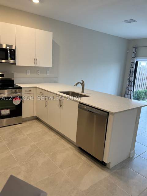 11889 SW 245th Ter, Homestead FL - photo 12 of 41