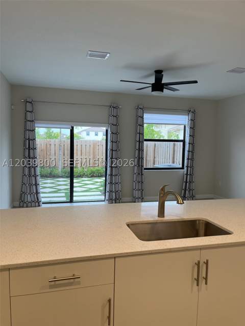 11889 SW 245th Ter, Homestead FL - photo 16 of 41