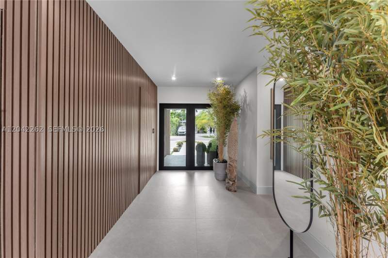 4 bedroom SingleFamilyResidence at 12772 SW 209th St, Michelle Manors, Miami — photo 3