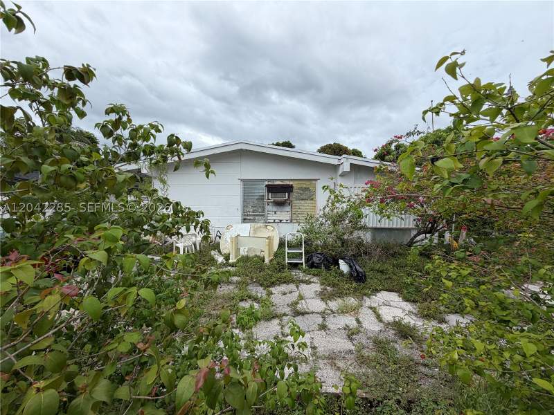 3 bedroom SingleFamilyResidence at 16225 NE 2nd Ave, Fulford Highlands Second, Miami — photo 4