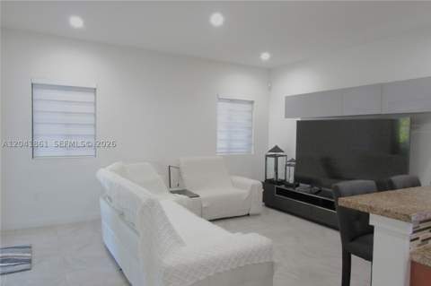 16825 SW 109th Pl, Miami FL - photo 10 of 26