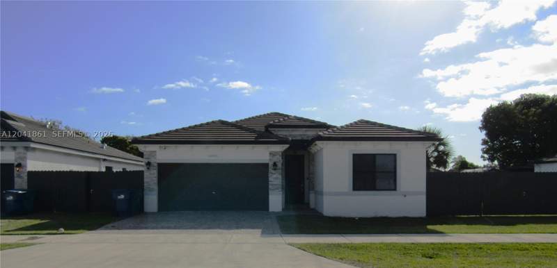 4 bedroom SingleFamilyResidence at 16825 SW 109th Pl, Heritage Estates, Miami — photo 3