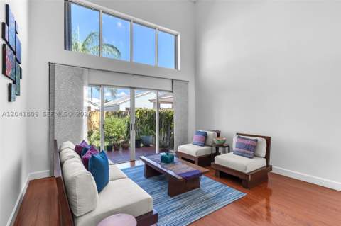 4766 SW 154th Ave, Miami FL - photo 6 of 54
