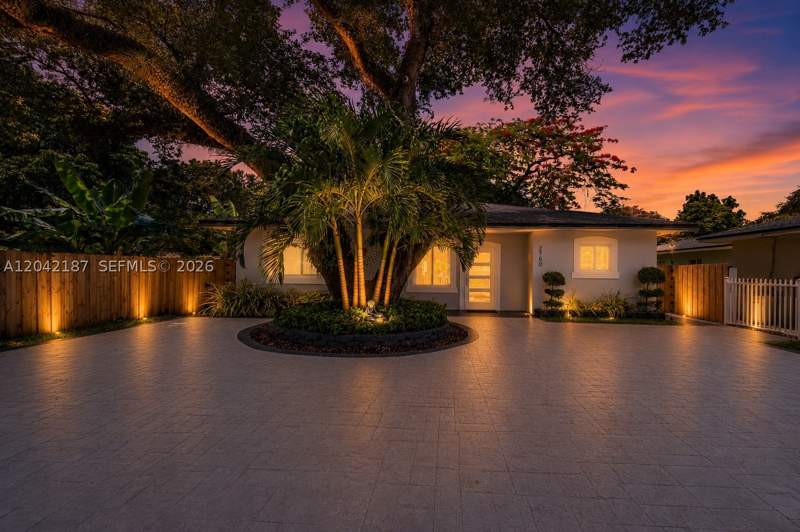 3 bedroom SingleFamilyResidence at 2750 NW 170th St, Golden Glades Park, Miami Gardens — photo 2