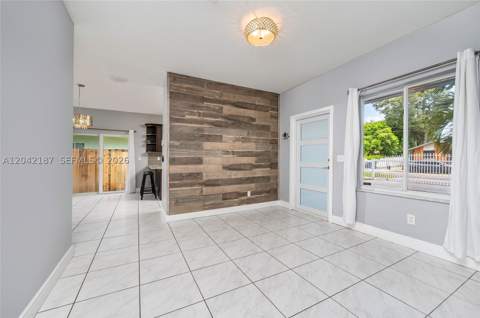 2750 NW 170th St, Miami Gardens FL - photo 9 of 38