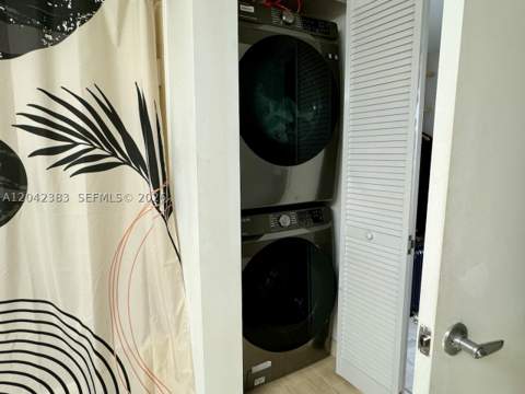 1750 N Bayshore Dr 5212, Miami FL - photo 7 of 61