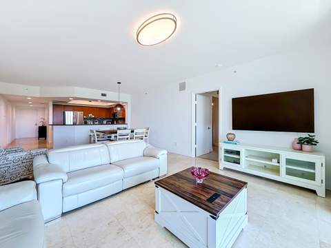 14951 Royal Oaks Lane 505, North Miami FL - photo 23 of 43