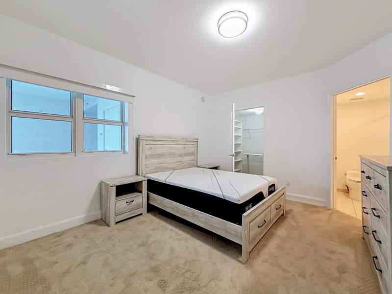 2 bedroom Condominium at 14951 Royal Oaks Lane 505, The Oaks I Condo, North Miami — photo 5
