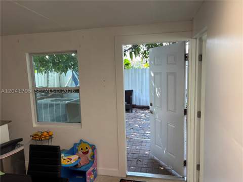 21122 NW 39th Ave, Miami Gardens FL - photo 24 of 28