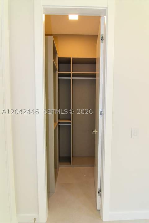 3540 Oak Ave, Miami FL - photo 12 of 28