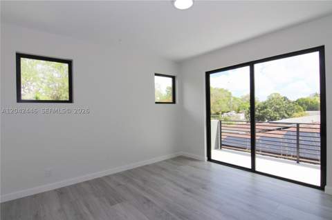 3540 Oak Ave, Miami FL - photo 21 of 28