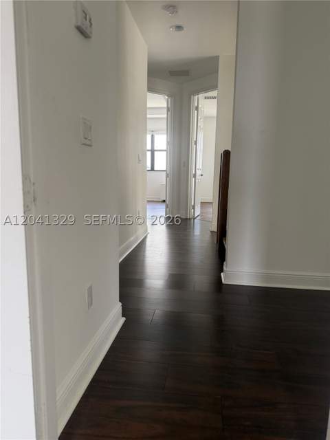 8478 NW 52nd St, Doral FL - photo 17 of 44