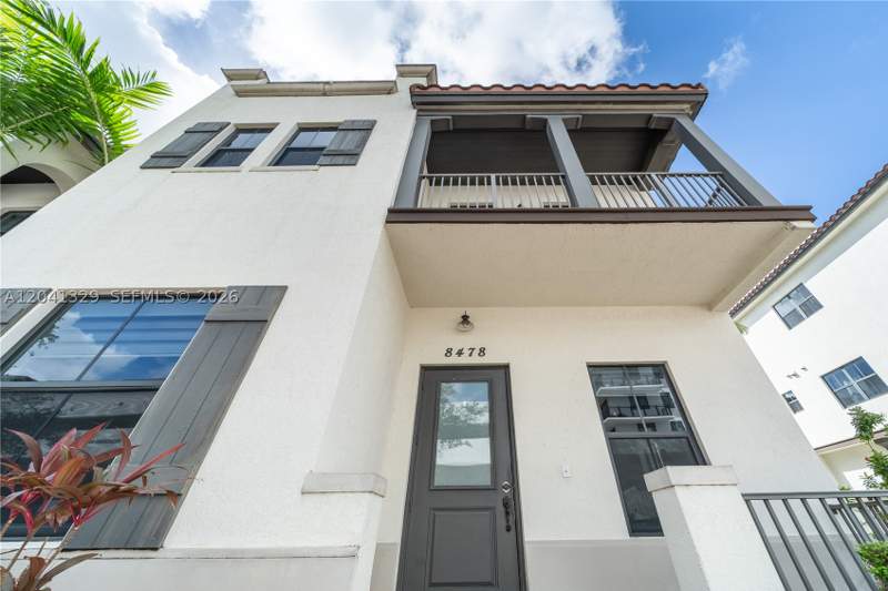 5 bedroom Condominium at 8478 NW 52nd St, Downtown Doral Dutcher, Doral — photo 3