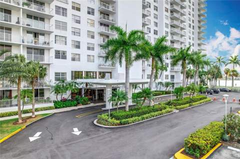 2851 NE 183rd Street 2117, Aventura FL - photo 15 of 19