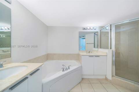16699 Collins Ave 3309, Sunny Isles Beach FL - photo 16 of 33