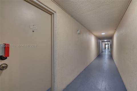 17530 NW 68th Ave C2003, Hialeah FL - photo 11 of 31