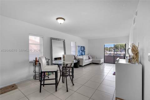 17530 NW 68th Ave C2003, Hialeah FL - photo 12 of 31