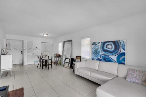17530 NW 68th Ave C2003, Hialeah FL - photo 17 of 31