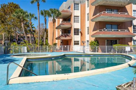 17530 NW 68th Ave C2003, Hialeah FL - photo 9 of 31