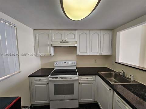 15600 NW 7th Ave 704, Miami FL - photo 9 of 21