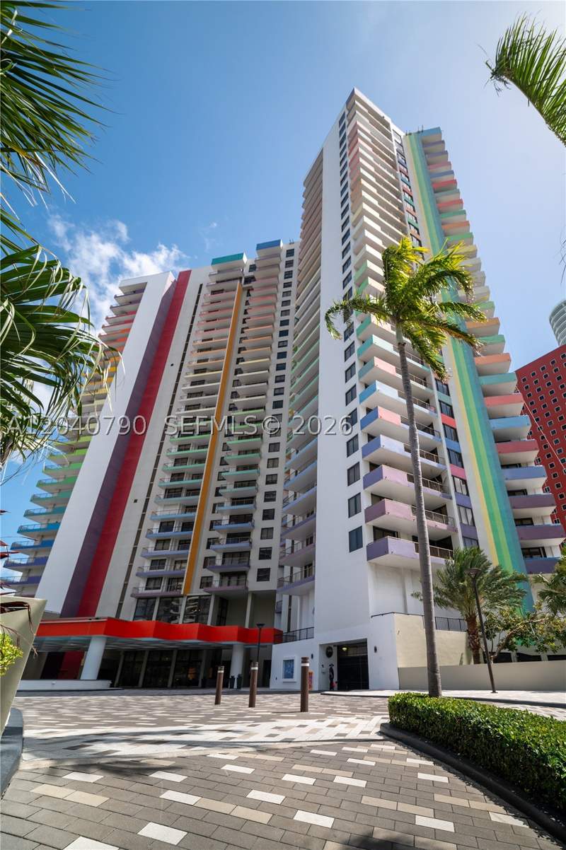 2 bedroom Condominium at 1581 Brickell Ave Ph104, Villa Regina Condo, Miami — photo 2